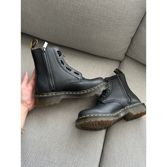 Dr Martens Women's 1460 Pascal Front Zip Boots Size US 5 - Picture 6 of 9